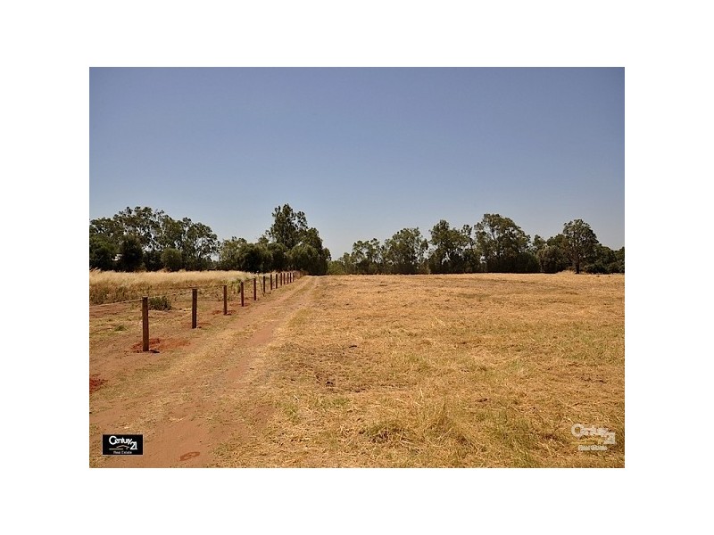 3 Padbury Avenue, Millendon WA 6056