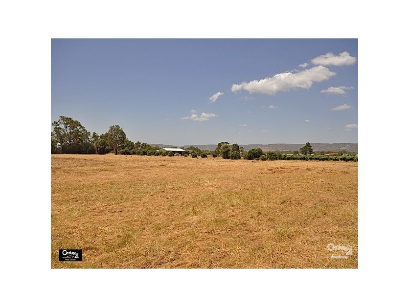 3 Padbury Avenue, Millendon WA 6056