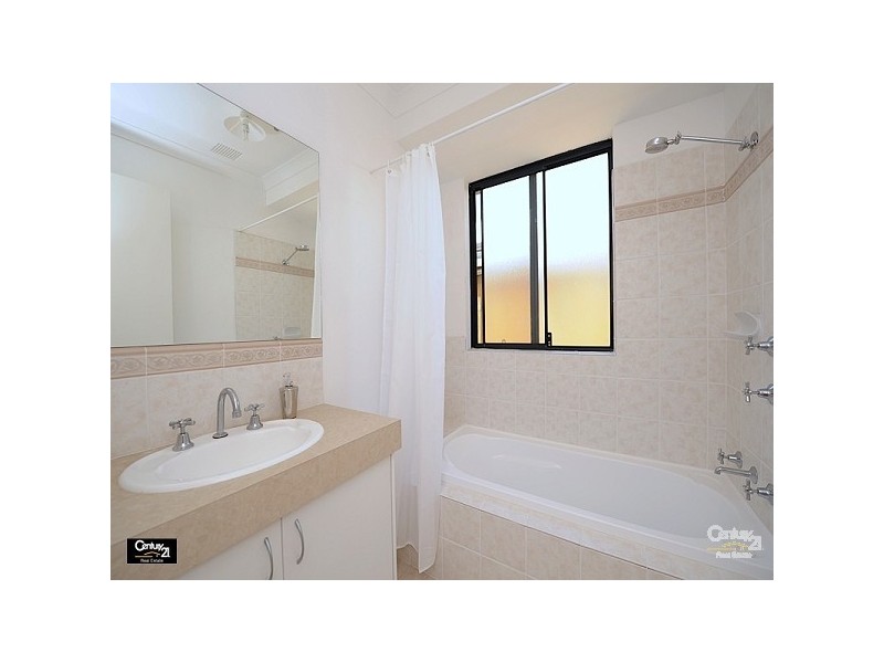60 Brixton Crescent, Ellenbrook WA 6069