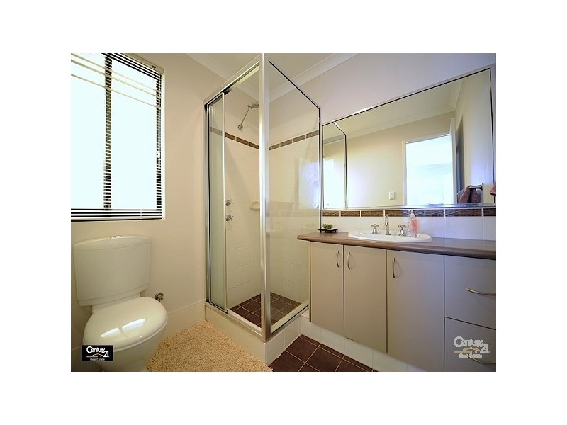 19 Evesham Drive, Ellenbrook WA 6069