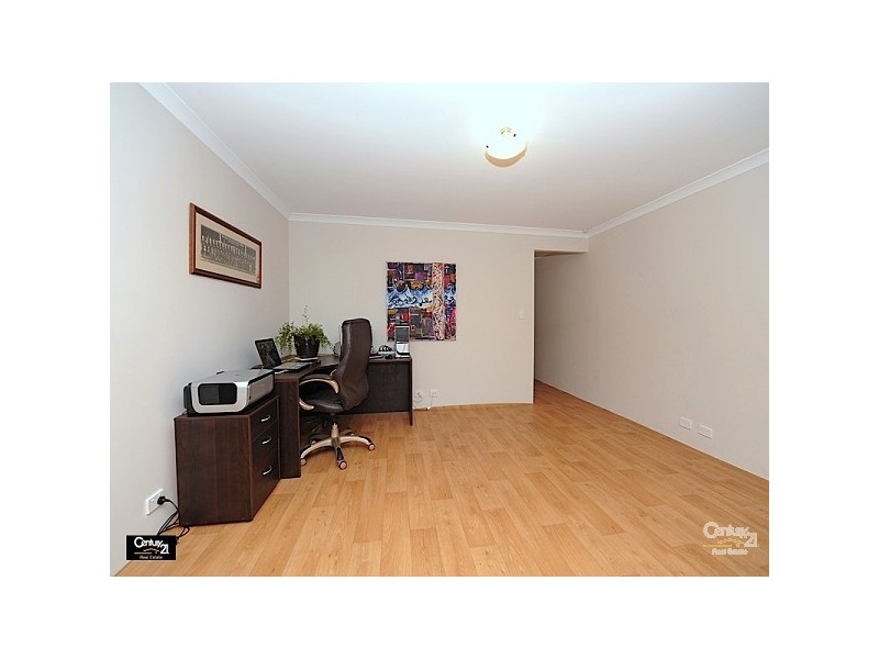 19 Evesham Drive, Ellenbrook WA 6069