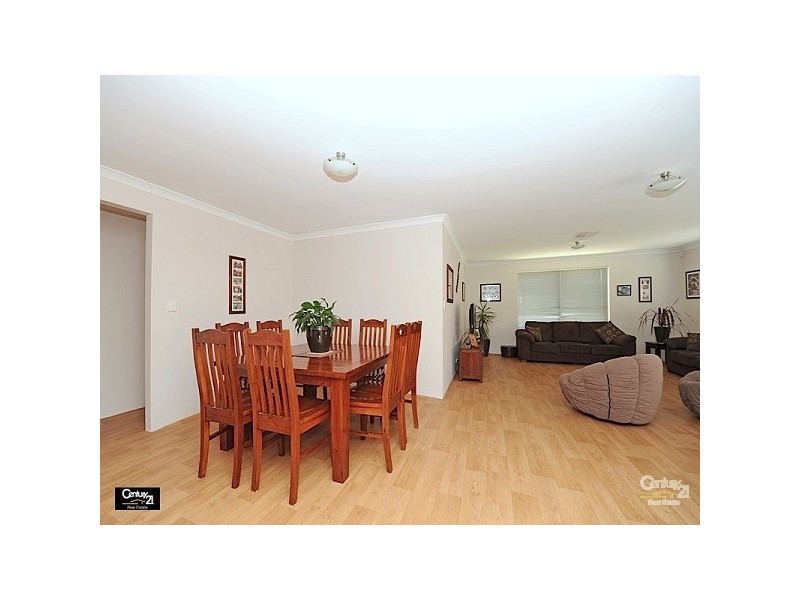 19 Evesham Drive, Ellenbrook WA 6069