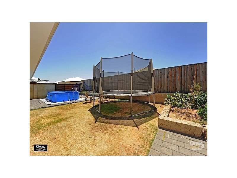 19 Evesham Drive, Ellenbrook WA 6069