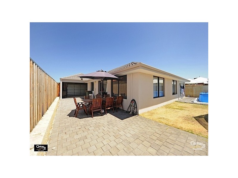 19 Evesham Drive, Ellenbrook WA 6069