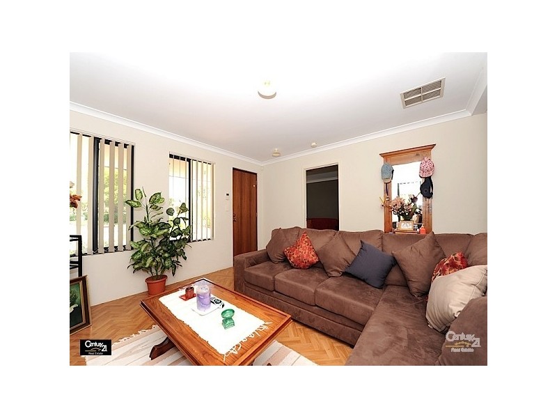 19 Brontie Avenue, Ellenbrook WA 6069