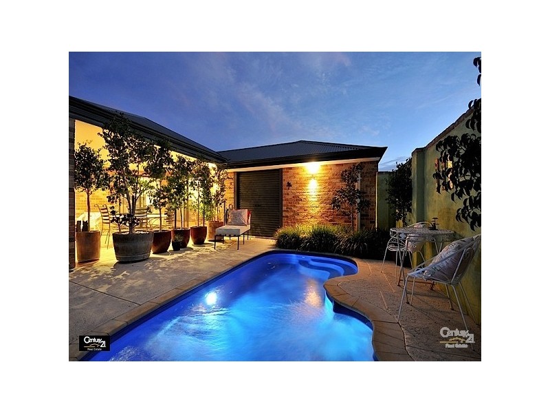 105 Westgrove Drive, Ellenbrook WA 6069