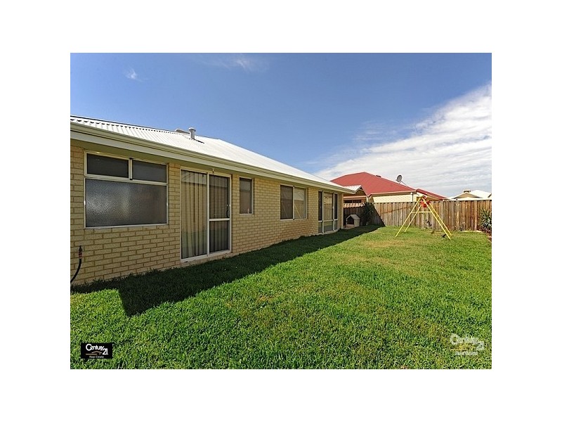 51 Caldervale Avenue, Ellenbrook WA 6069