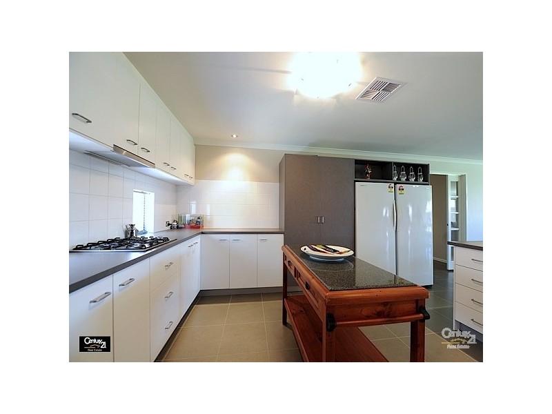 30 Roxburghe Drive, The Vines WA 6069