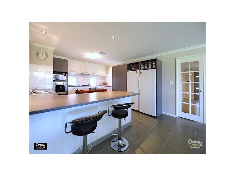 30 Roxburghe Drive, The Vines WA 6069