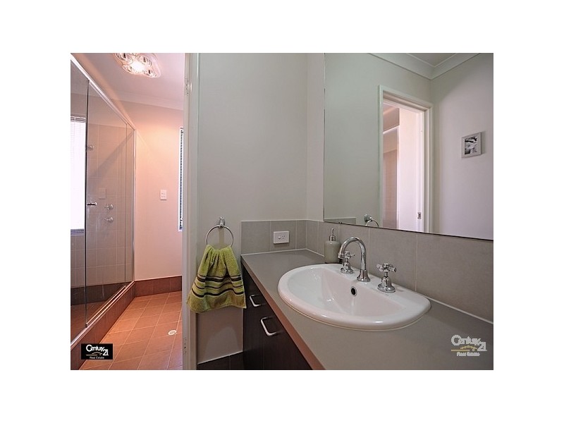 30 Roxburghe Drive, The Vines WA 6069