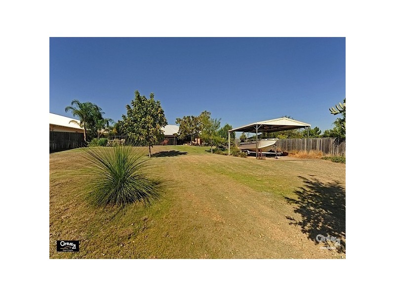 24 Horseshoe Circuit, Henley Brook WA 6055