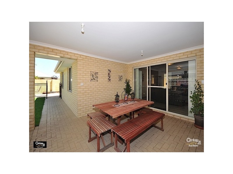 6 Elmina Avenue, Ellenbrook WA 6069