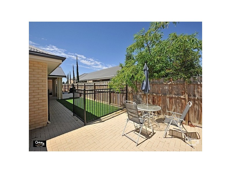 6 Elmina Avenue, Ellenbrook WA 6069