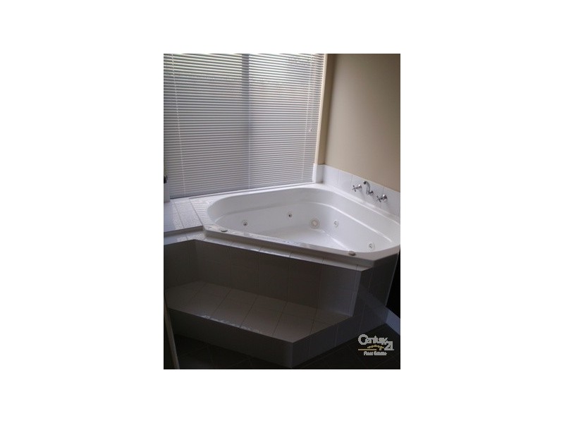 41 Derricap Ave, Ellenbrook WA 6069