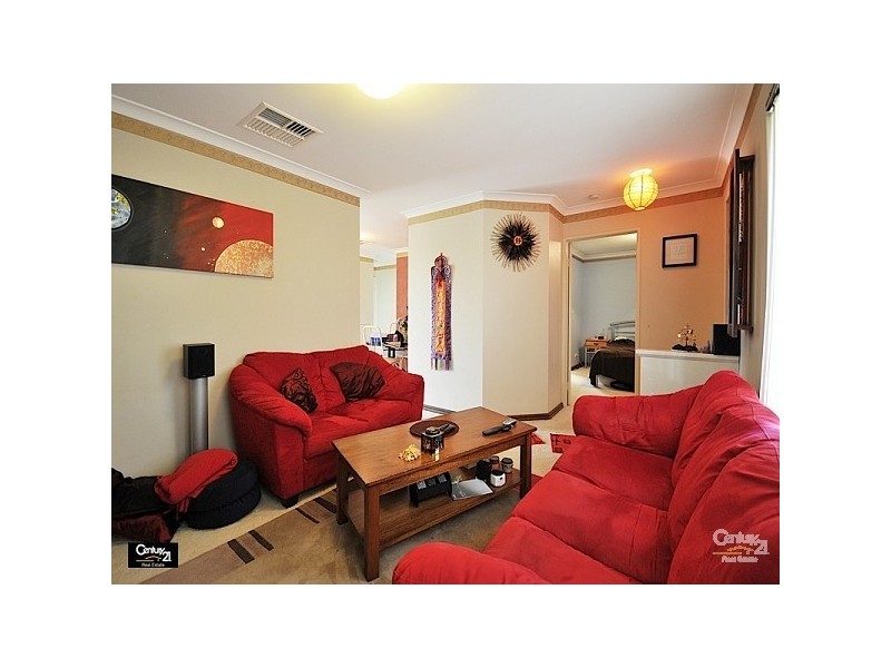 2 Winderie Crescent, Ellenbrook WA 6069