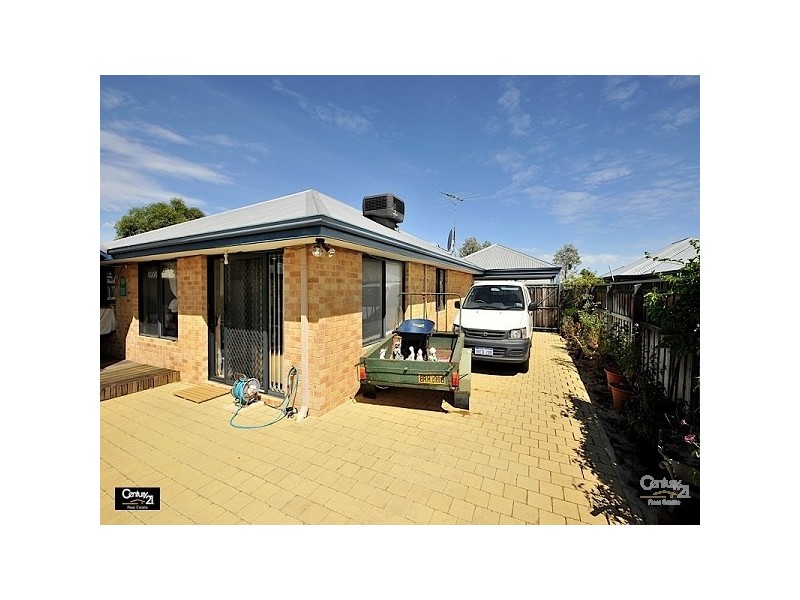 2 Winderie Crescent, Ellenbrook WA 6069