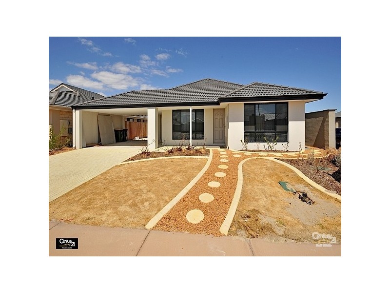 4 Redstone Trail, Ellenbrook WA 6069