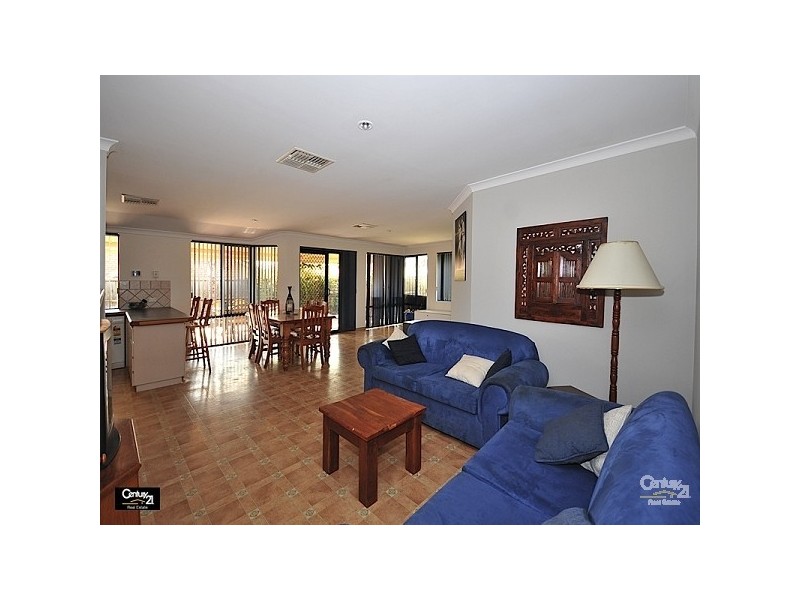 16 Bronzewing Ave, Ellenbrook WA 6069