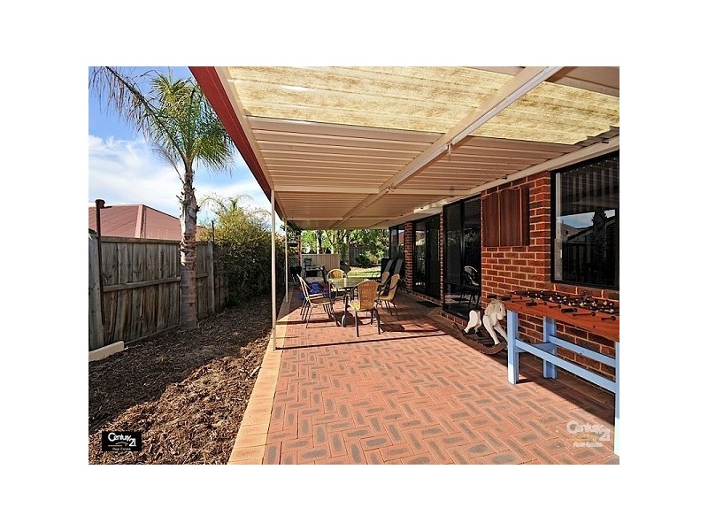 16 Bronzewing Ave, Ellenbrook WA 6069