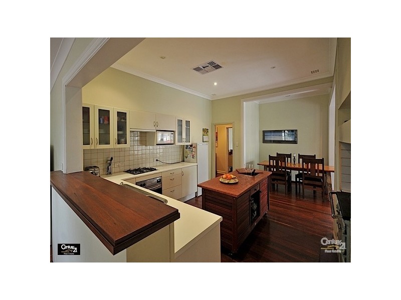 41 Wooloomooloo Road, Greenmount WA 6056