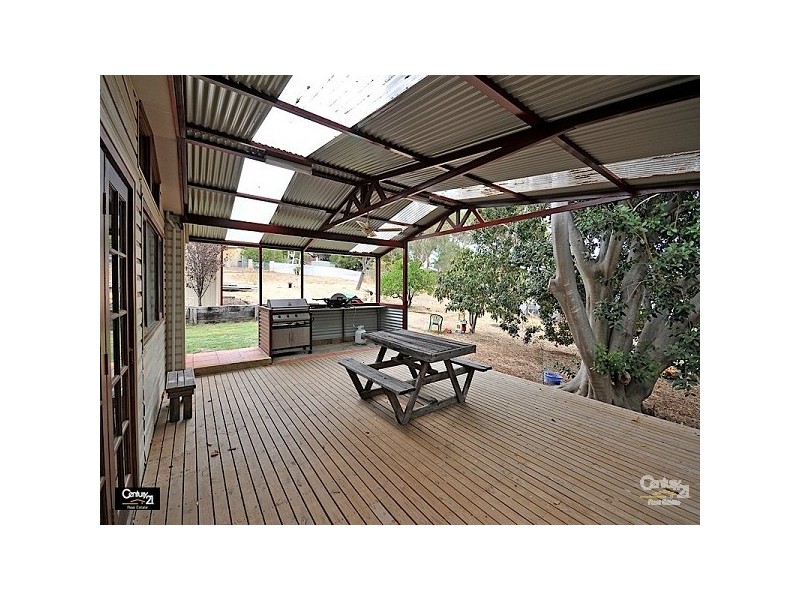 41 Wooloomooloo Road, Greenmount WA 6056