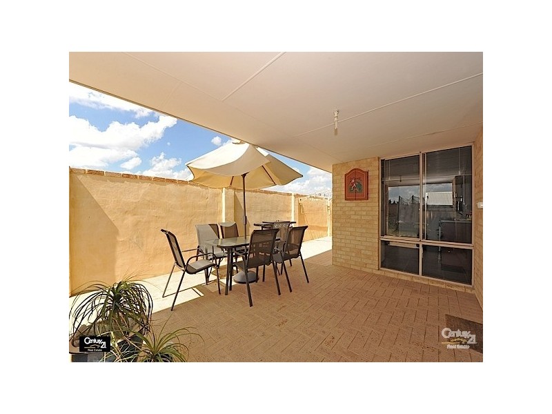 7 Heathland Tce, Ellenbrook WA 6069