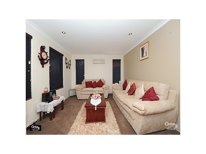 5 Bayard Way, Ellenbrook WA 6069