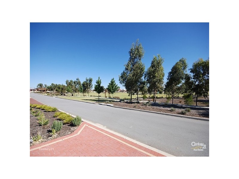 42 Halpin Circle, Ellenbrook WA 6069