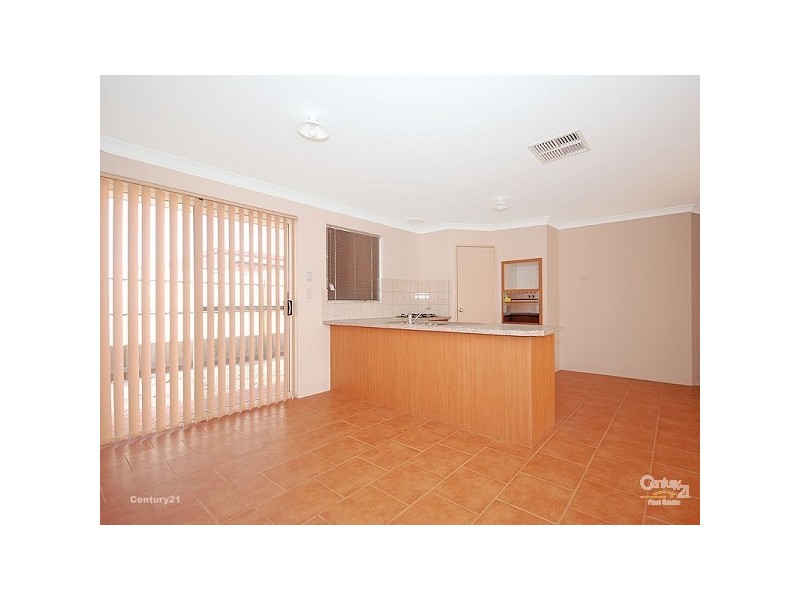 42 Halpin Circle, Ellenbrook WA 6069