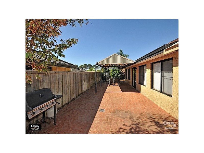 7 Portofino Turn, Ellenbrook WA 6069