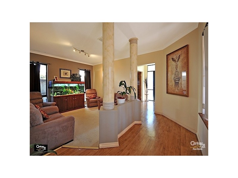 7 Portofino Turn, Ellenbrook WA 6069