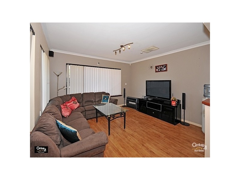 7 Portofino Turn, Ellenbrook WA 6069