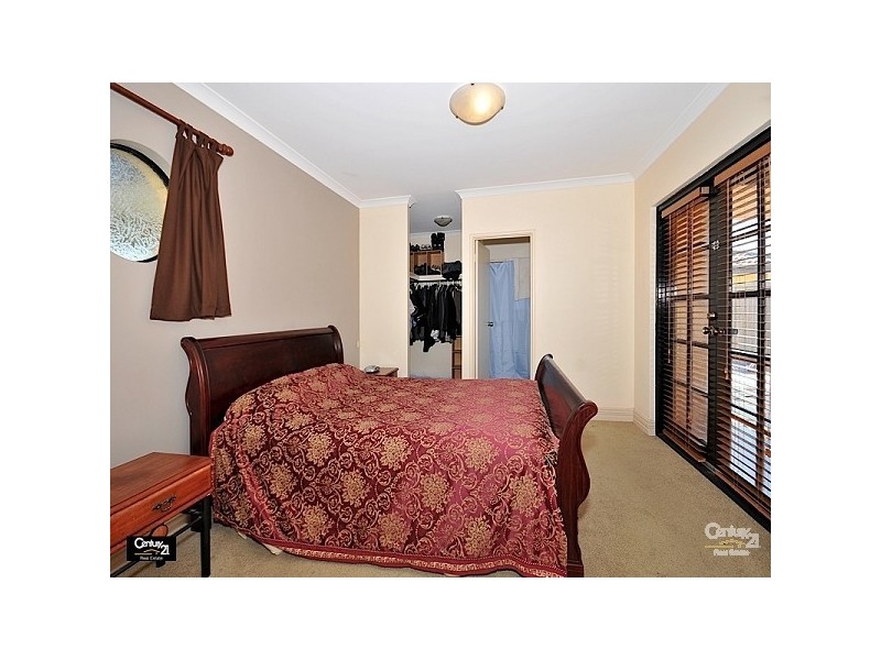 7 Portofino Turn, Ellenbrook WA 6069