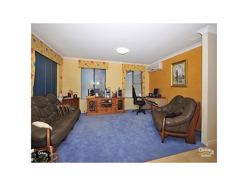 34 Santorini Turn, Ellenbrook WA 6069