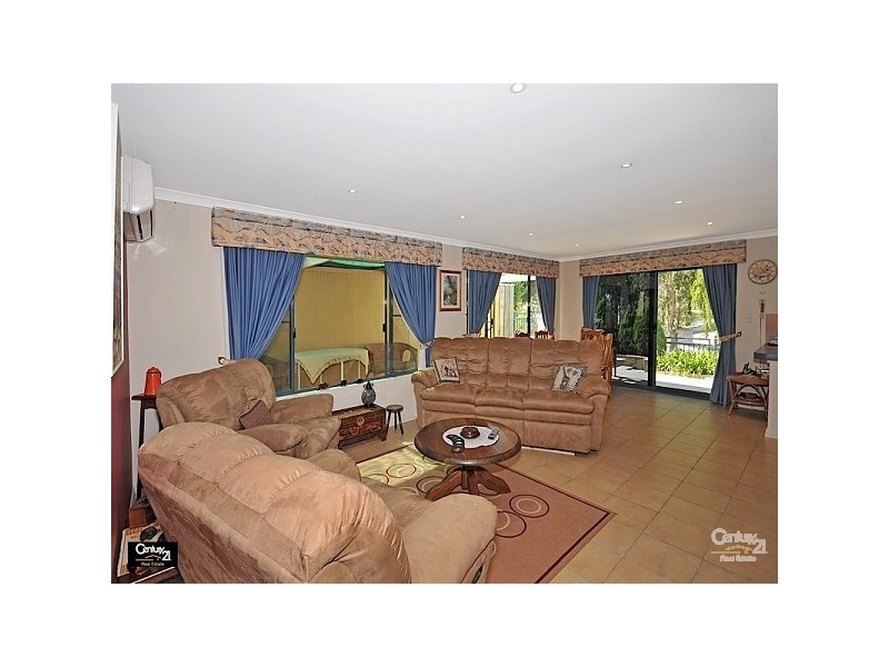 34 Santorini Turn, Ellenbrook WA 6069