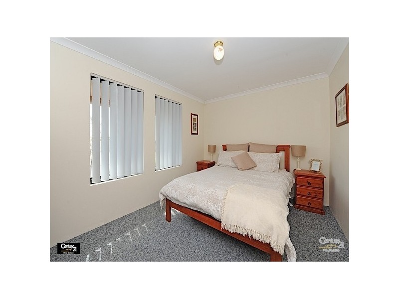 8 Carwell Ave, Ellenbrook WA 6069