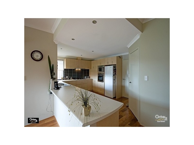 11 Bramley Tce, The Vines WA 6069