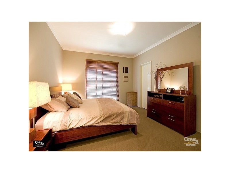 11 Bramley Tce, The Vines WA 6069