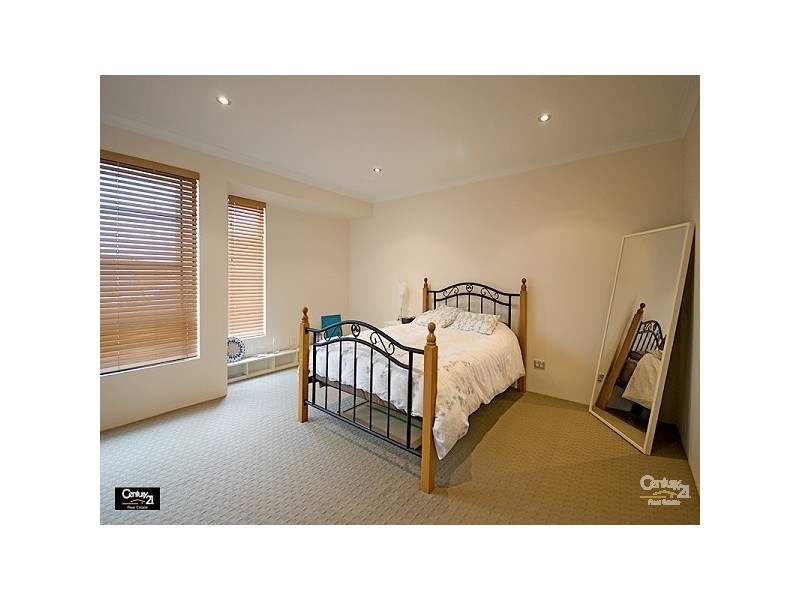 11 Yarran Link, Ellenbrook WA 6069