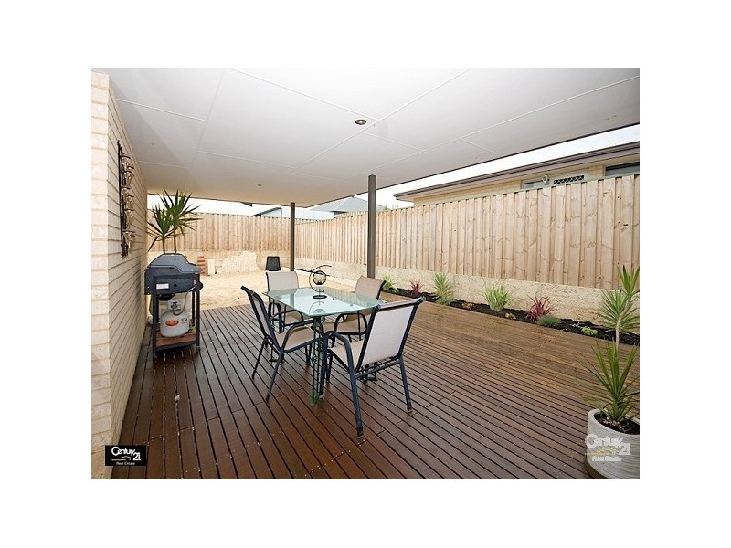 11 Yarran Link, Ellenbrook WA 6069