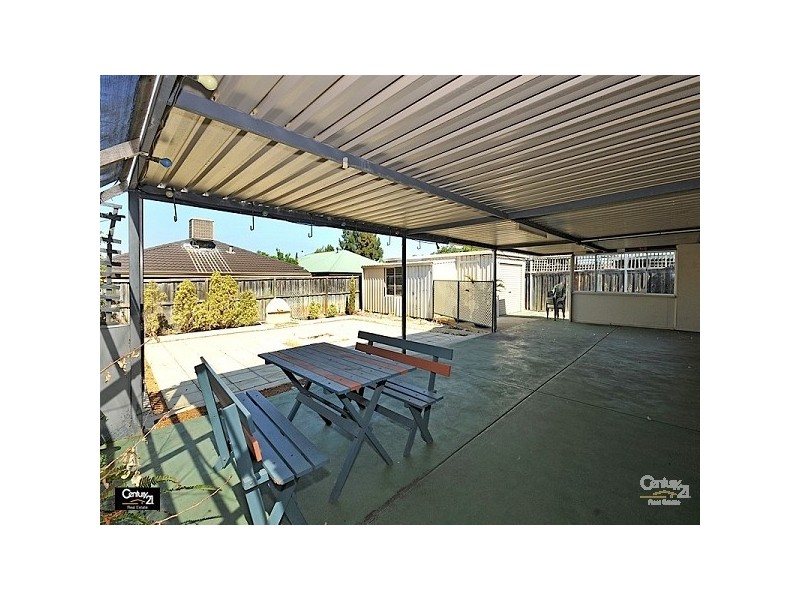 4 Pinea Turn, Ellenbrook WA 6069