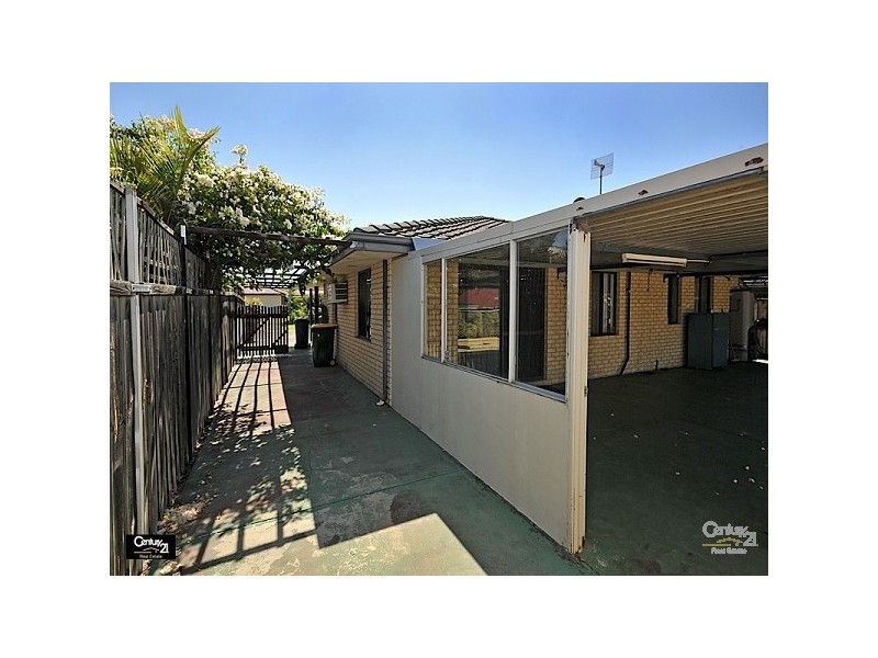 4 Pinea Turn, Ellenbrook WA 6069