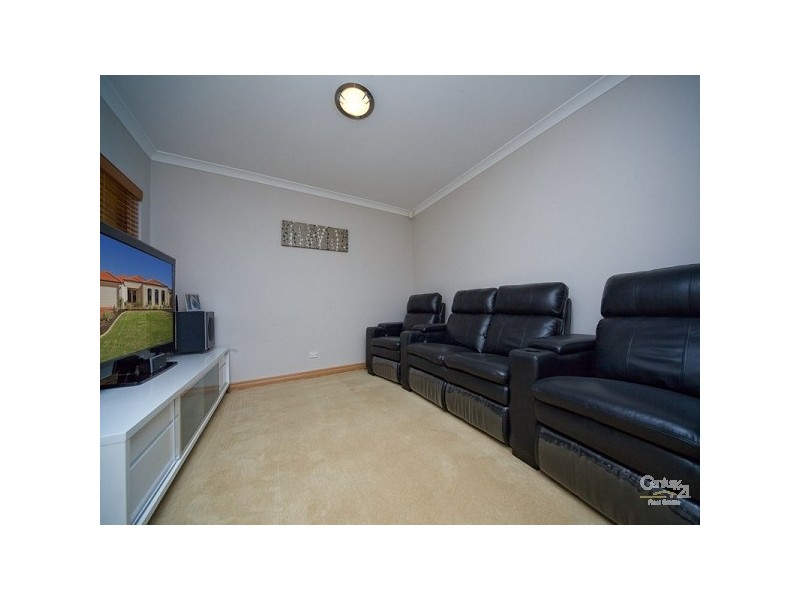 26 Granesse Drive, Ellenbrook WA 6069