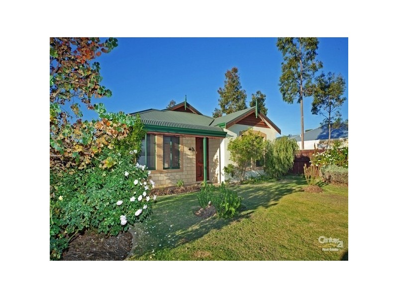 20 Thundelarra Avenue, Ellenbrook WA 6069