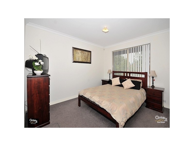 33 Losino Blvd, Henley Brook WA 6055