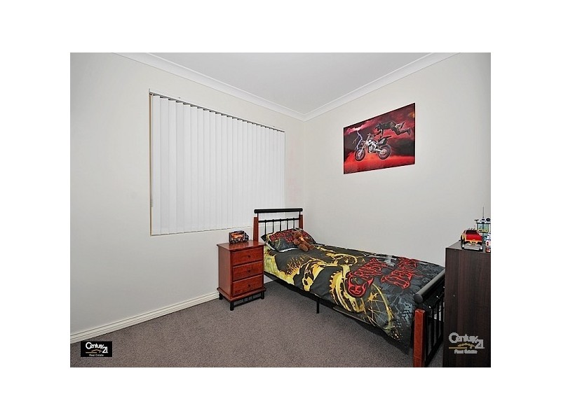 33 Losino Blvd, Henley Brook WA 6055