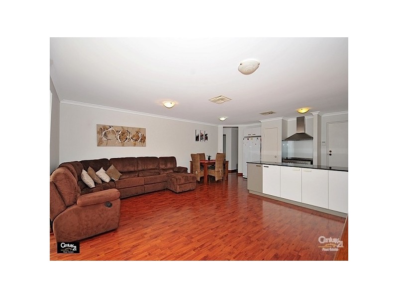 33 Losino Blvd, Henley Brook WA 6055