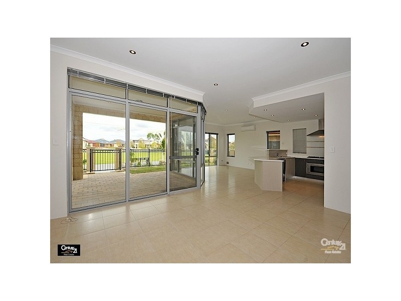 19 Anfield Crescent, Aveley WA 6069