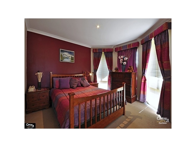 9 Bayard Way, Henley Brook WA 6055