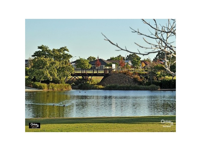 14 Sandown Circle, Henley Brook WA 6055